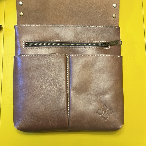 Patricia Nash Brown Saddle Bag - Picture 5 of 6